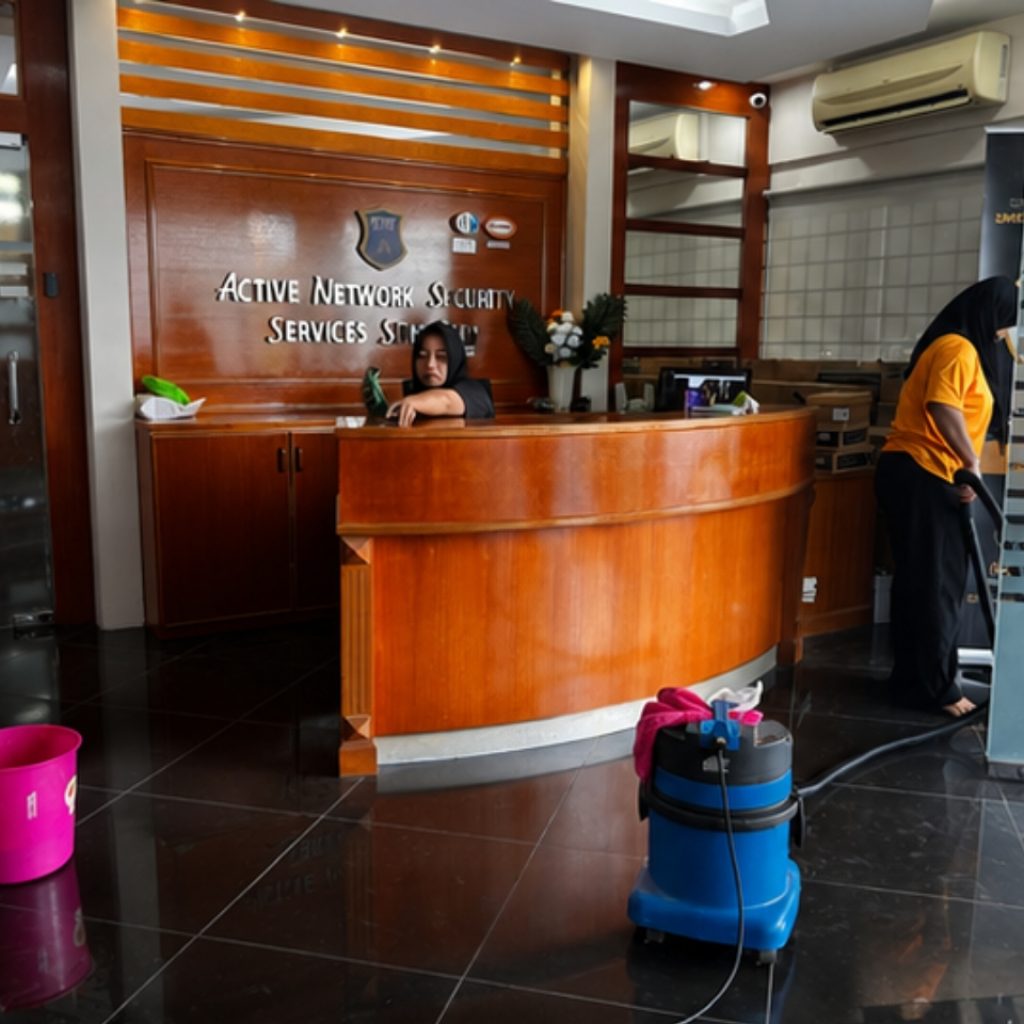 Office Cleaning & Upkeep